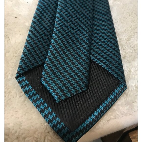 Barry Wang Mens Luxury Tie 100% Silk Handtailored Blue & Black Houndstooth - Picture 4 of 7